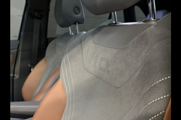 Volkswagen ID.4 First Max 77 kWh | SoH 90% | Panoramakdak | Elek. Trekhaak | Stoel/stuurverw. | ACC | 21''inch | Camera