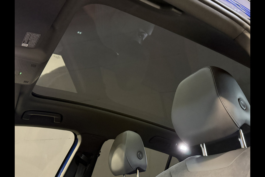 Volkswagen ID.4 First Max 77 kWh | SoH 90% | Panoramakdak | Elek. Trekhaak | Stoel/stuurverw. | ACC | 21''inch | Camera