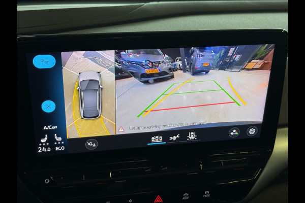 Volkswagen ID.4 First Max 77 kWh | SoH 90% | Panoramakdak | Elek. Trekhaak | Stoel/stuurverw. | ACC | 21''inch | Camera