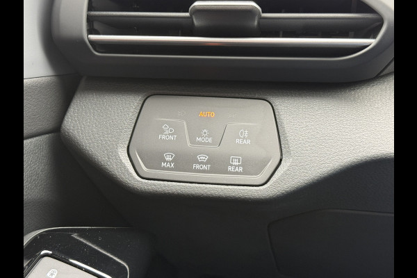 Volkswagen ID.4 First Max 77 kWh | SoH 90% | Panoramakdak | Elek. Trekhaak | Stoel/stuurverw. | ACC | 21''inch | Camera