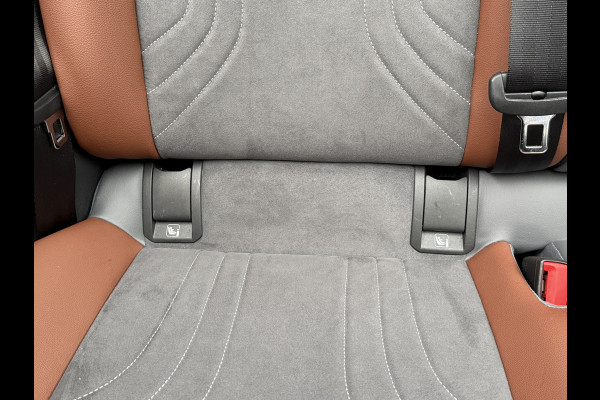 Volkswagen ID.4 First Max 77 kWh | SoH 90% | Panoramakdak | Elek. Trekhaak | Stoel/stuurverw. | ACC | 21''inch | Camera