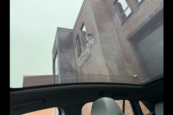 Volkswagen ID.4 First Max 77 kWh | SoH 90% | Panoramakdak | Elek. Trekhaak | Stoel/stuurverw. | ACC | 21''inch | Camera