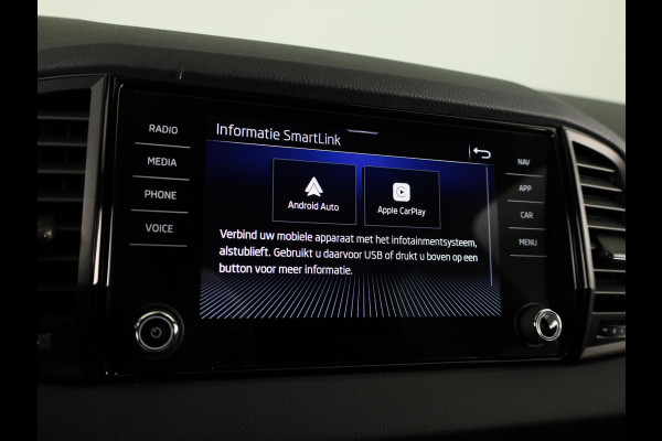 Škoda Karoq 1.5 TSI Sportline Business 150pk | Dode hoek sensoren | Adaptive Cruise Control | Elektrische achterklep |