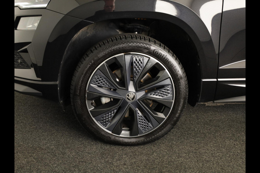 Škoda Karoq 1.5 TSI Sportline Business 150pk | Dode hoek sensoren | Adaptive Cruise Control | Elektrische achterklep |