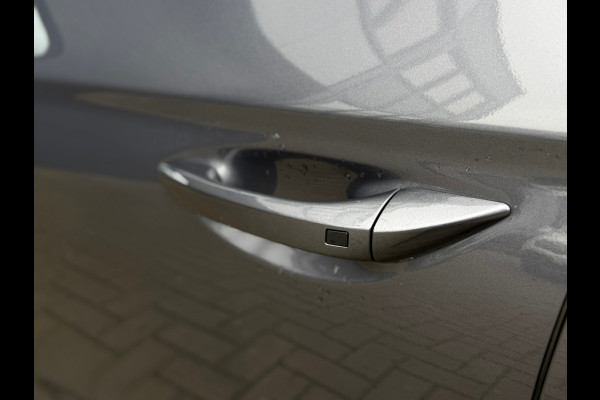 Hyundai IONIQ 1.6 GDi Comfort / AUTOMAAT / CAMERA / NAP