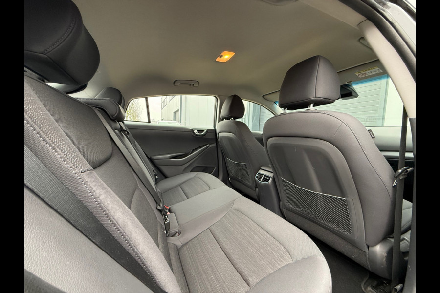 Hyundai IONIQ 1.6 GDi Comfort / AUTOMAAT / CAMERA / NAP