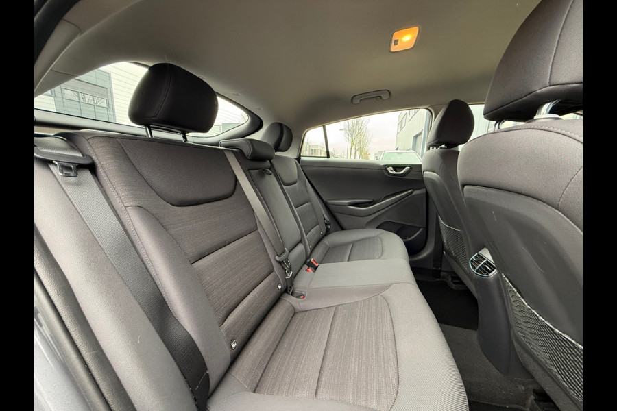 Hyundai IONIQ 1.6 GDi Comfort / AUTOMAAT / CAMERA / NAP
