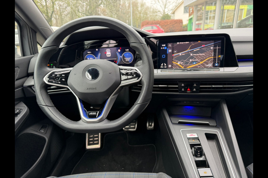 Volkswagen Golf 1.4 eHybrid GTE 245 Pk / Navi / Climate / Sfeerverlichting / Cruise, Camera Full Led.