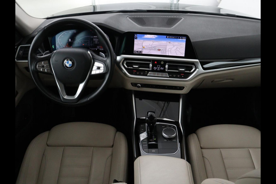 BMW 4 Serie Gran Coupé 420i Edition Plus | Trekhaak | Stoelverwarming | Memory | Carplay | Leder | Navigatie | Camera | Achterbankverwarming | Keyless | Full LED | Sportstoelen