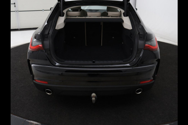 BMW 4 Serie Gran Coupé 420i Edition Plus | Trekhaak | Stoelverwarming | Memory | Carplay | Leder | Navigatie | Camera | Achterbankverwarming | Keyless | Full LED | Sportstoelen