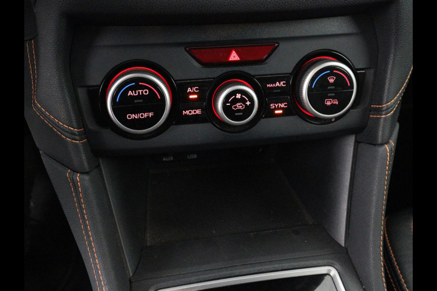 Subaru XV 2.0i Premium | Trekhaak | Stoelverwarming | Adaptive cruise | Leder | Camera | Carplay | Schuif/Kanteldak | Keyless | Full LED | Navigatie | DAB