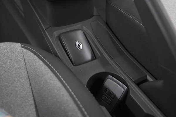 Renault Clio TCe 90 GPF Evolution | Camera | Navigatie | Apple Carplay | Parkeersensoren | Stoelverwarming