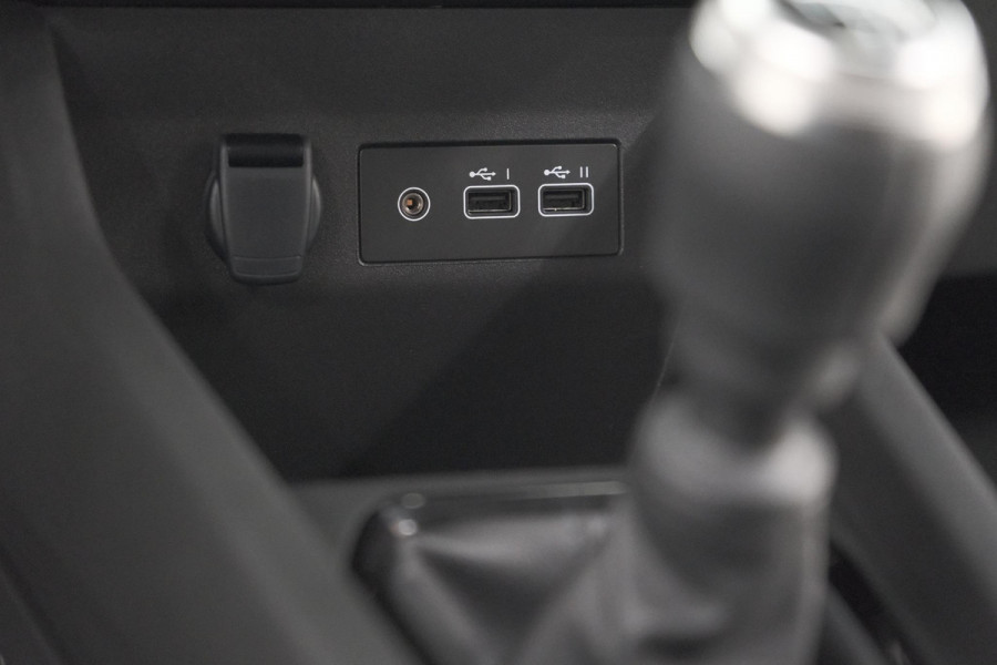 Renault Clio TCe 90 GPF Evolution | Camera | Navigatie | Apple Carplay | Parkeersensoren | Stoelverwarming