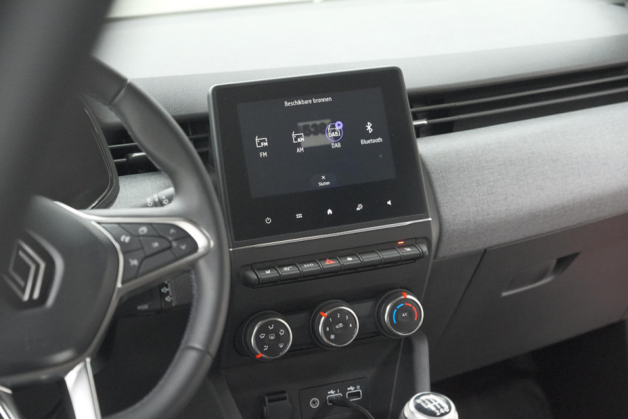 Renault Clio TCe 90 GPF Evolution | Camera | Navigatie | Apple Carplay | Parkeersensoren | Stoelverwarming