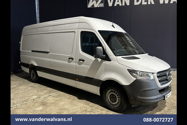 Mercedes-Benz Sprinter 317 CDI 170pk L3H2 Euro6 Airco | Camera | Apple Carplay | Cruisecontrol Android Auto, Stoelverwarming, Parkeersensoren, Bijrijdersbank, 3500kg Trekhaak, Chauffeursstoel
