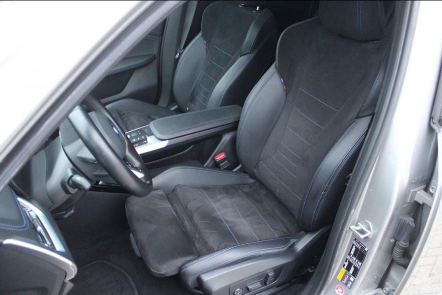 BMW X1 XDrive30e M-Sport Shadow | Pano | ACC | Memory | Massage | HUD | HK | Elek. Trekhaak