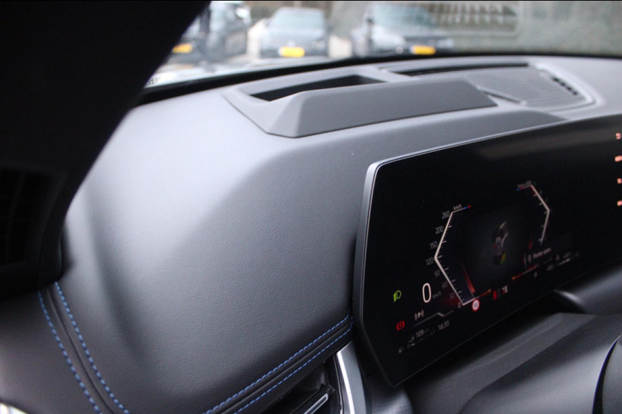 BMW X1 XDrive30e M-Sport Shadow | Pano | ACC | Memory | Massage | HUD | HK | Elek. Trekhaak