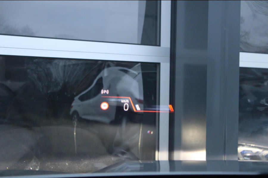 BMW X1 XDrive30e M-Sport Shadow | Pano | ACC | Memory | Massage | HUD | HK | Elek. Trekhaak