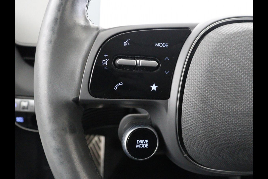 Hyundai IONIQ 5 Connect 58 kWh | SOH 100% | Stoelverwarming | Adaptive cruise | Bose Sound | Camera | Carplay | Half leder | Vehicle-to-load | Keyless | Navigatie | Full LED