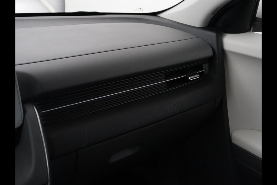 Hyundai IONIQ 5 Connect 58 kWh | SOH 100% | Stoelverwarming | Adaptive cruise | Bose Sound | Camera | Carplay | Half leder | Vehicle-to-load | Keyless | Navigatie | Full LED