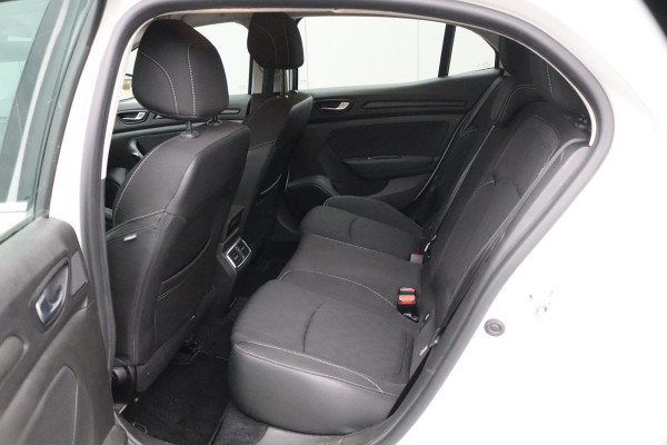 Renault Mégane 1.3 TCe 116PK Limited Navigatie/Camera/Stoelverwaring/Cruise-control