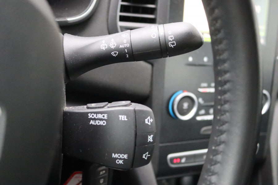 Renault Mégane 1.3 TCe 116PK Limited Navigatie/Camera/Stoelverwaring/Cruise-control