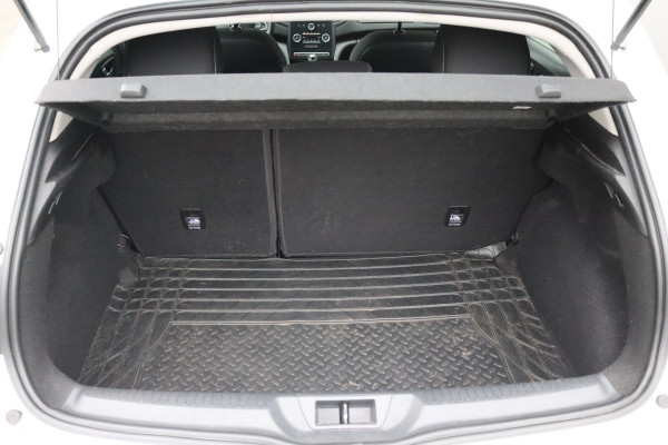 Renault Mégane 1.3 TCe 116PK Limited Navigatie/Camera/Stoelverwaring/Cruise-control