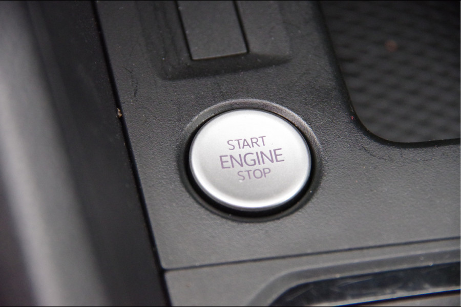 Volkswagen Caddy Cargo 2.0 TDI Exclusive 122PK AUT. LED, ADAPT. CRUISE, STOELVERWARMING, CAMERA, CARPLAY, NAVI, CLIMA, NL AUTO, NAP