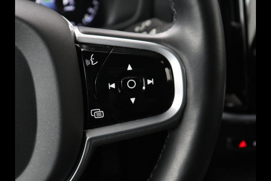 Volvo V60 2.0 T6 Recharge AWD R-Design | Trekhaak | Stoelventilatie | Massage | Memory | Adaptive cruise | Carplay | Camera | Keyless | Navigatie | Full LED | PHEV | Plug In