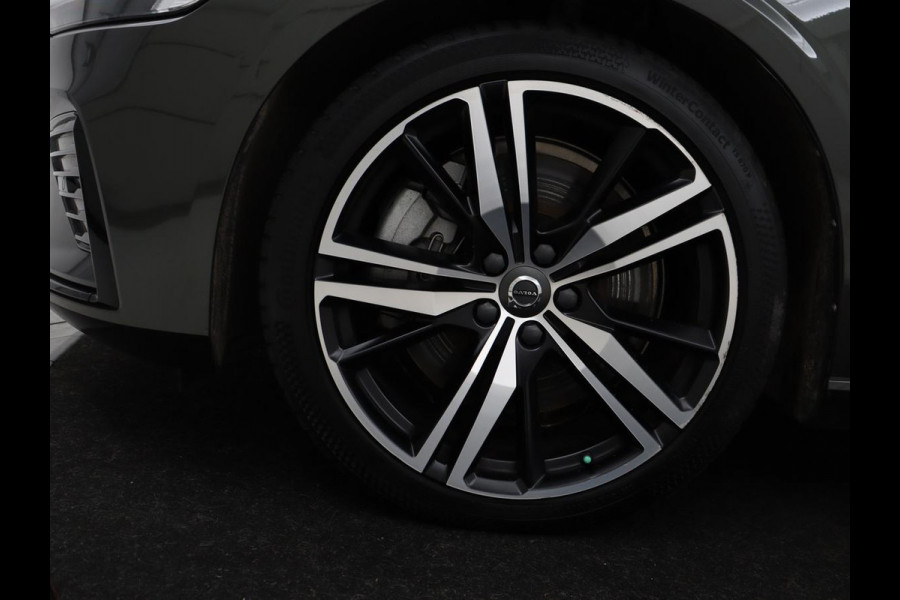 Volvo V60 2.0 T6 Recharge AWD R-Design | Trekhaak | Stoelventilatie | Massage | Memory | Adaptive cruise | Carplay | Camera | Keyless | Navigatie | Full LED | PHEV | Plug In
