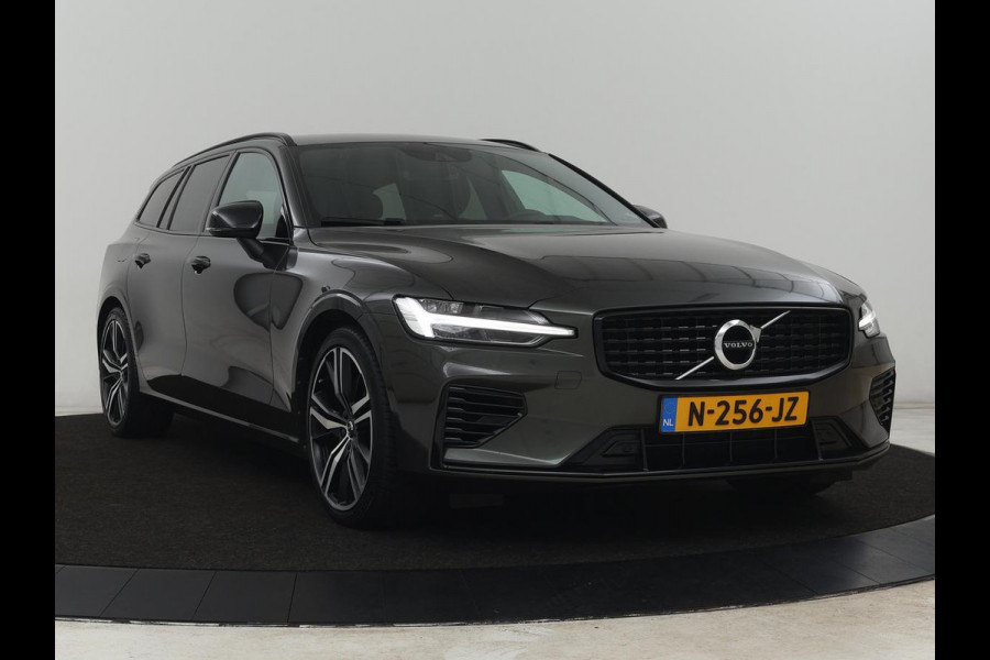 Volvo V60 2.0 T6 Recharge AWD R-Design | Trekhaak | Stoelventilatie | Massage | Memory | Adaptive cruise | Carplay | Camera | Keyless | Navigatie | Full LED | PHEV | Plug In