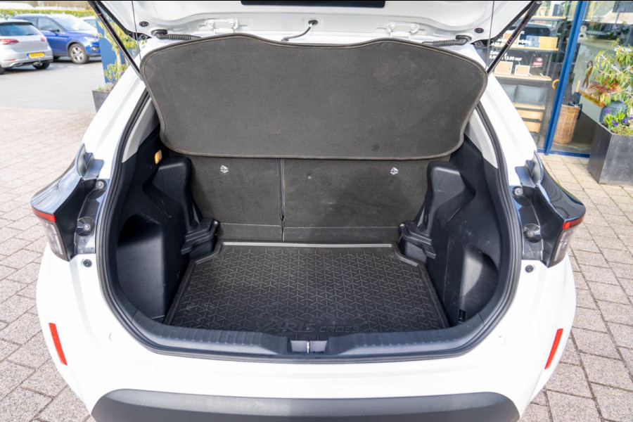 Toyota Yaris Cross 1.5 Hybrid Active|Prijs rijklaar incl 12 mnd garantie|Camera Clima Stoelverwarming Carplay