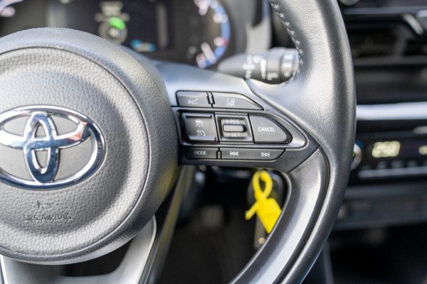 Toyota Yaris Cross 1.5 Hybrid Active|Prijs rijklaar incl 12 mnd garantie|Camera Clima Stoelverwarming Carplay