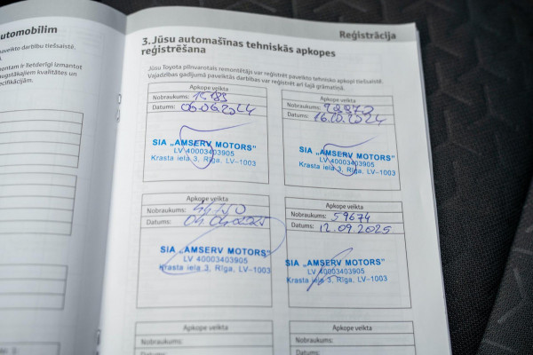 Toyota Yaris Cross 1.5 Hybrid Active|Prijs rijklaar incl 12 mnd garantie|Camera Clima Stoelverwarming Carplay