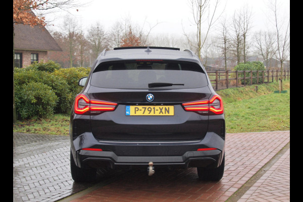 BMW iX3 High Executive 80 kWh | Nieuw Model | Panoramadak | Trekhaak | Harman Kardon | NL-Auto | Full Options