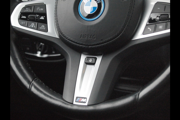 BMW iX3 High Executive 80 kWh | Nieuw Model | Panoramadak | Trekhaak | Harman Kardon | NL-Auto | Full Options