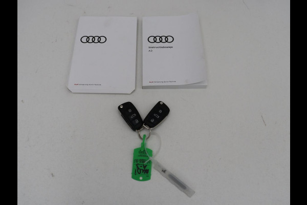 Audi A3 35 TFSI Advance Sport | Panoramadak | S-Line | Stoelverwarming | Half leder | Carplay | Virtual Cockpit | Navigatie | Cruise control | Full LED | DAB | Sportstoelen | Parkeerhulp