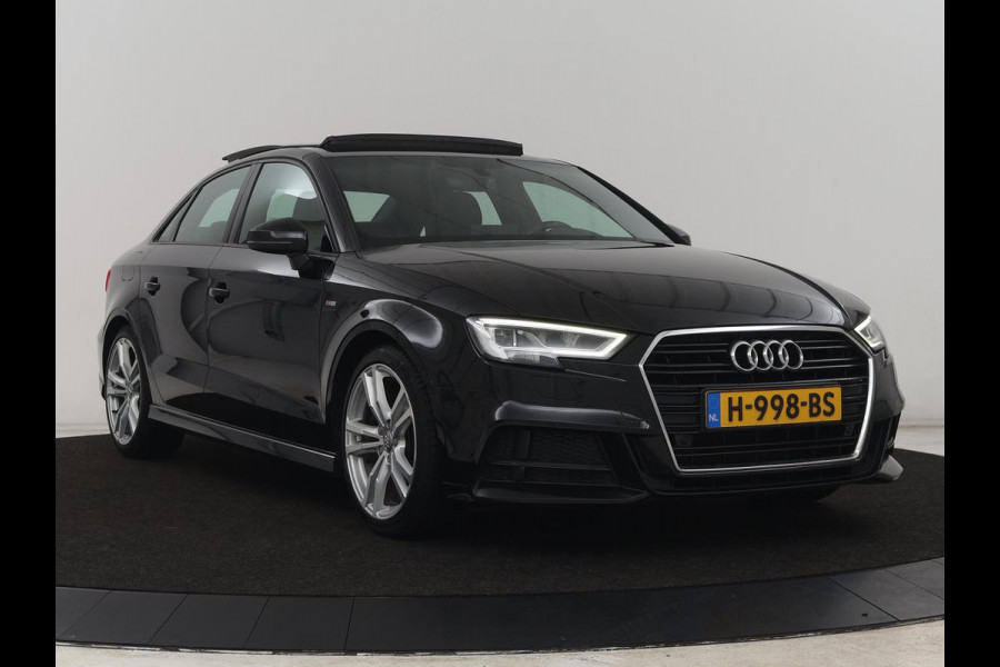 Audi A3 35 TFSI Advance Sport | Panoramadak | S-Line | Stoelverwarming | Half leder | Carplay | Virtual Cockpit | Navigatie | Cruise control | Full LED | DAB | Sportstoelen | Parkeerhulp