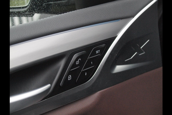 BMW iX3 High Executive 80 kWh | Nieuw Model | Panoramadak | Trekhaak | Harman Kardon | NL-Auto | Full Options