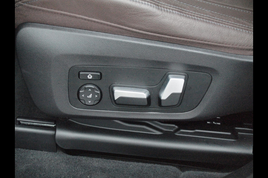 BMW iX3 High Executive 80 kWh | Nieuw Model | Panoramadak | Trekhaak | Harman Kardon | NL-Auto | Full Options