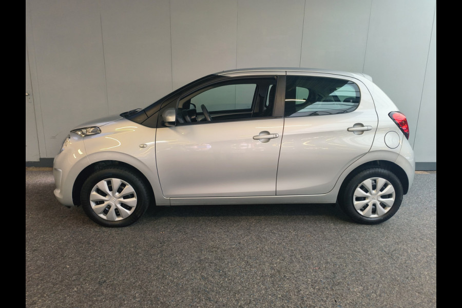 Citroën C1 1.0 VTi - Apple/Android uit 2020 Rijklaar + 12 maanden Bovag-garantie Henk Jongen Auto's in Helmond,  al 50 jaar service zoals 't hoort!