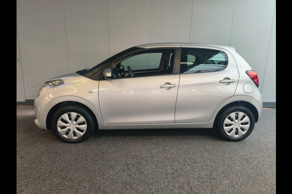 Citroën C1 1.0 VTi - Apple/Android uit 2020 Rijklaar + 12 maanden Bovag-garantie Henk Jongen Auto's in Helmond,  al 50 jaar service zoals 't hoort!