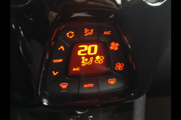 Citroën C1 1.0 VTi - Apple/Android uit 2020 Rijklaar + 12 maanden Bovag-garantie Henk Jongen Auto's in Helmond,  al 50 jaar service zoals 't hoort!