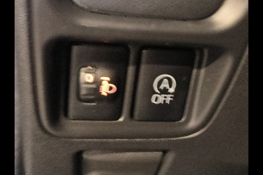 Citroën C1 1.0 VTi - Apple/Android uit 2020 Rijklaar + 12 maanden Bovag-garantie Henk Jongen Auto's in Helmond,  al 50 jaar service zoals 't hoort!