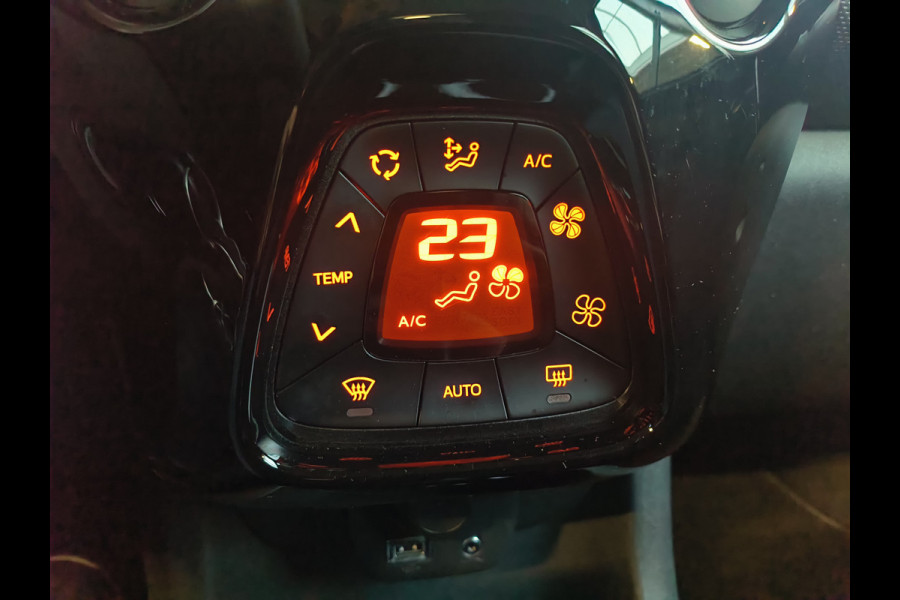 Citroën C1 1.0 VTi Shine Apple/Android uit 2020 Rijklaar + 12 maanden bovag-garantie Henk Jongen Auto's in Helmond,  al 50 jaar service zoals 't hoort!