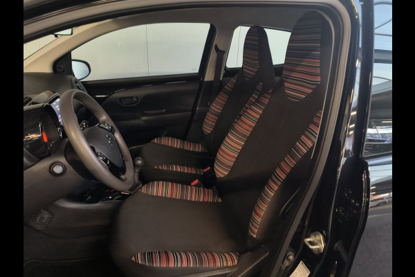 Citroën C1 1.0 VTi Shine Apple/Android uit 2020 Rijklaar + 12 maanden bovag-garantie Henk Jongen Auto's in Helmond,  al 50 jaar service zoals 't hoort!