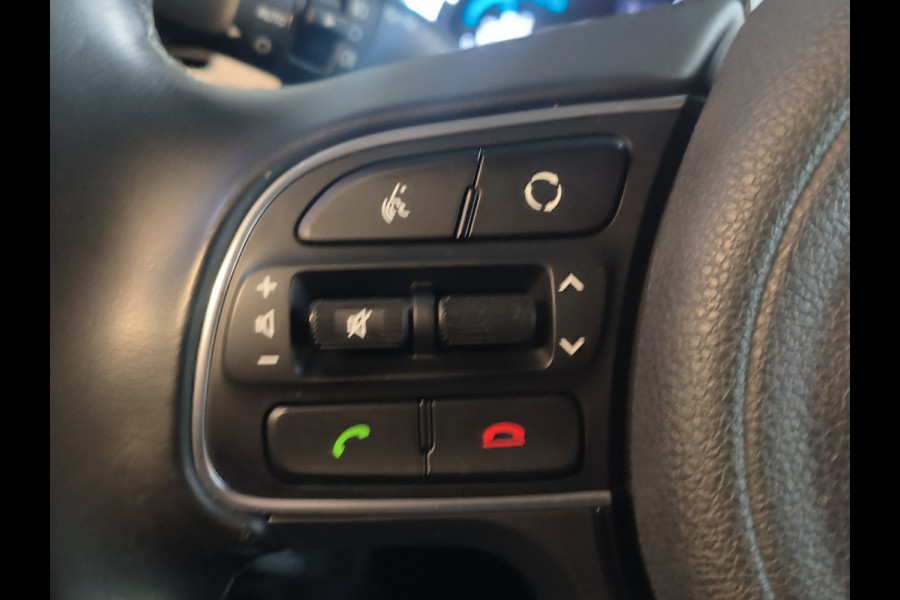 Kia Niro 1.6 GDi Hybrid DynamicLine Rijklaar + 12 maanden Bovag-garantie Henk Jongen Auto's in Helmond,  al 50 jaar service zoals 't hoort!