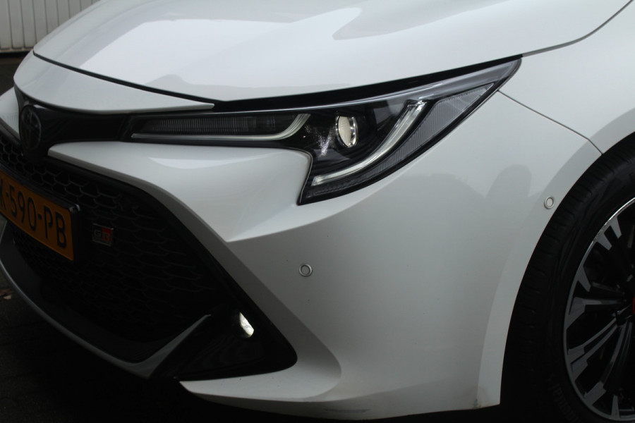 Toyota Corolla Touring Sports 1.8 Hybrid 140pk GR-Sport NL-Auto NAP 1e eigenaar Clima Cruise Carplay Camera 17"LMV