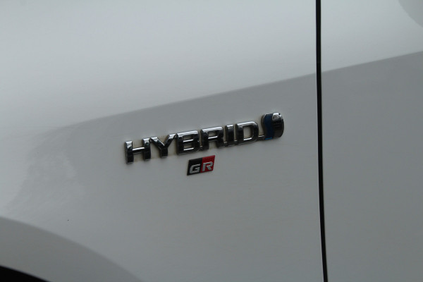 Toyota Corolla Touring Sports 1.8 Hybrid 140pk GR-Sport NL-Auto NAP 1e eigenaar Clima Cruise Carplay Camera 17"LMV