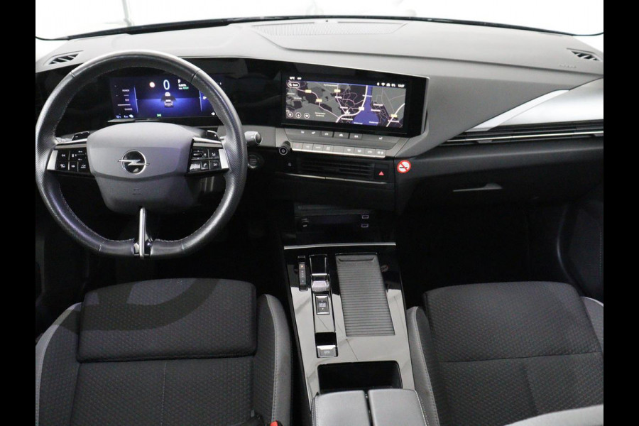 Opel Astra 1.6 Hybrid Business Edition | Stoelverwarming | Adaptive cruise | Navigatie | Camera | Full LED | Stuurverwarming | Bluetooth | Climate control | Comfortstoelen | PHEV | Plug In